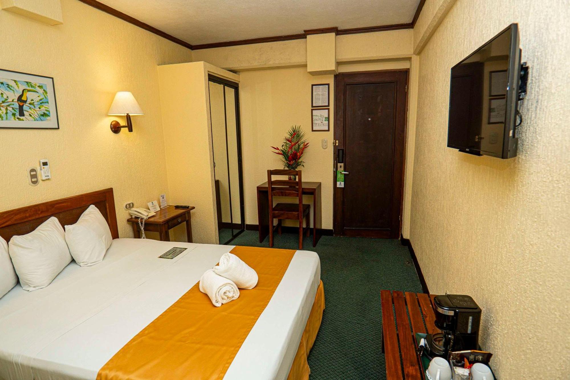 Best Western Hotel & Casino Kamuk Manuel Antonio Exterior foto