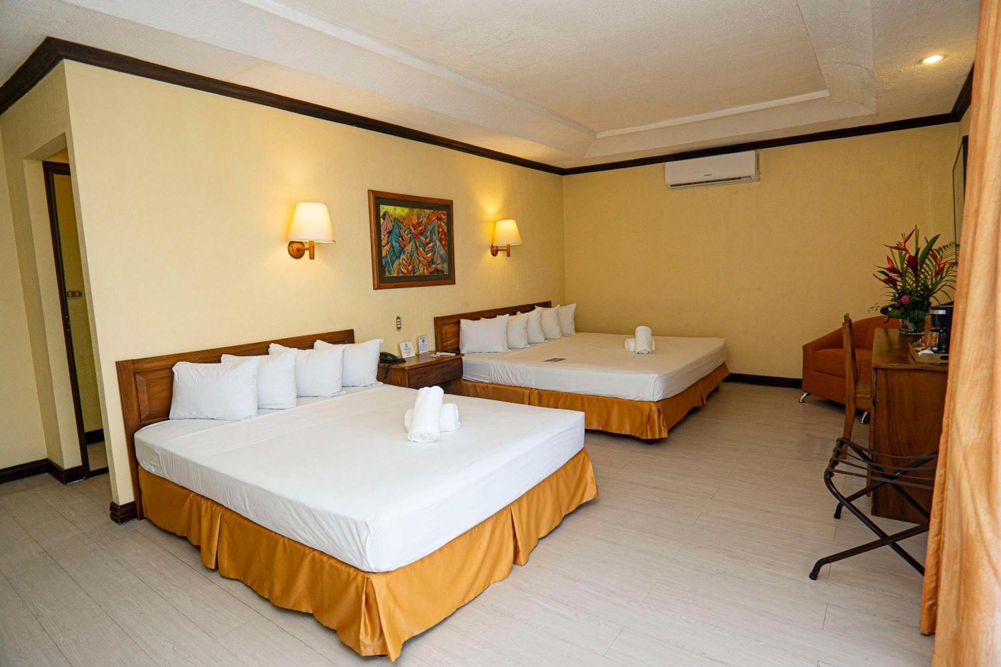 Best Western Hotel & Casino Kamuk Manuel Antonio Exterior foto