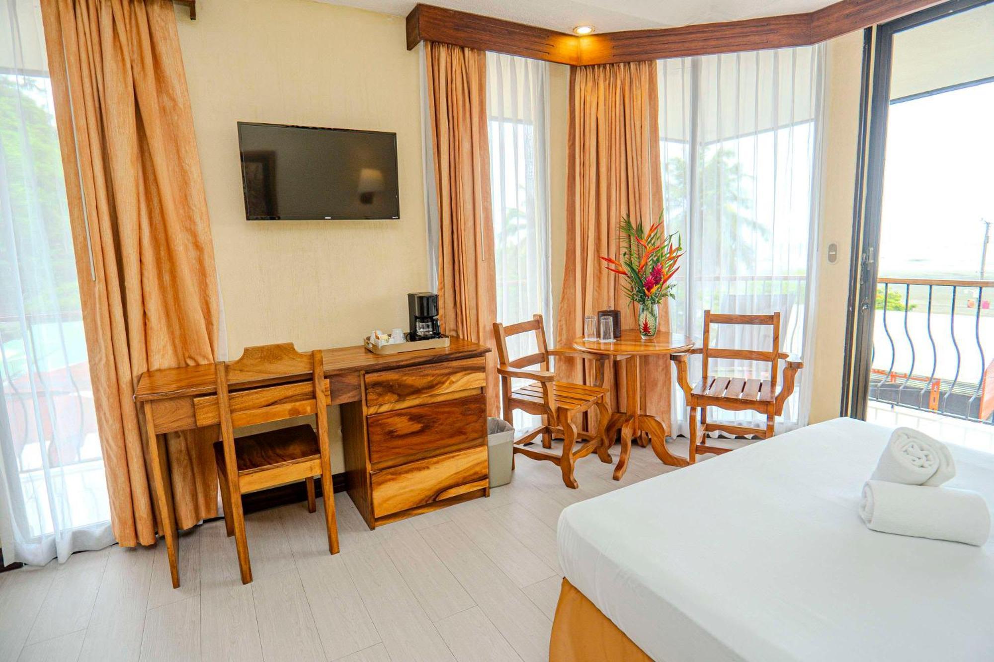 Best Western Hotel & Casino Kamuk Manuel Antonio Exterior foto